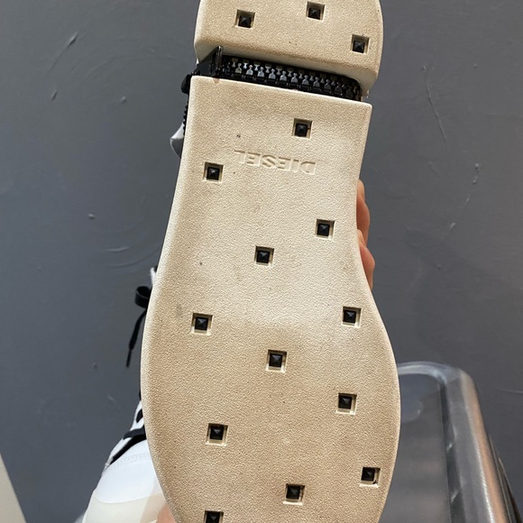 Never used diesel high cut shoes! Only tried at home. - Picture 3 of 7